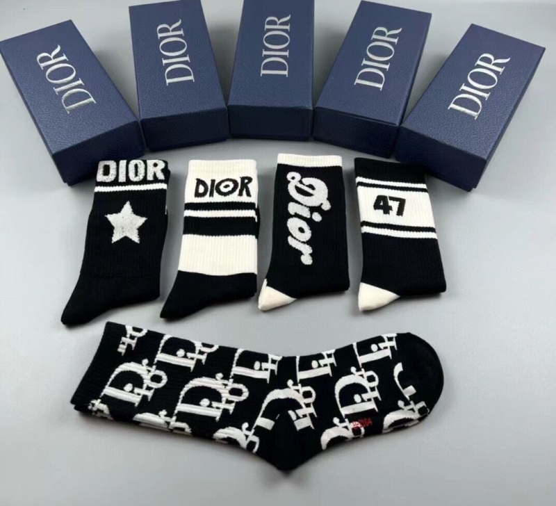 DIOR